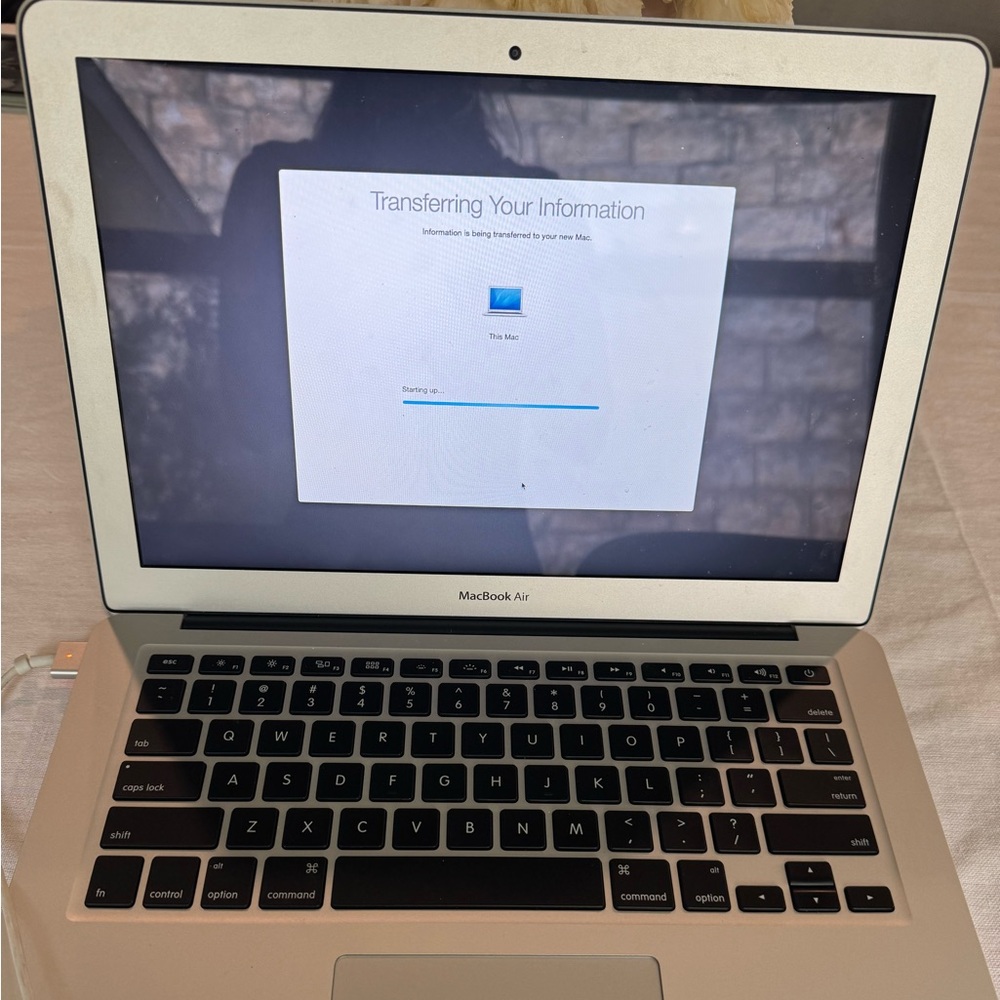2015 McBook Air 13” 128GB